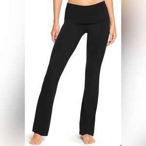 New! SKIMS Black fold over Women's flared pants   Size- Large